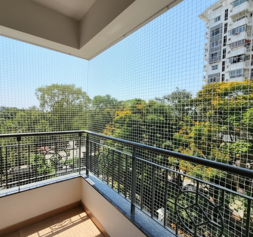 Balcony safety net with stainless steel frame